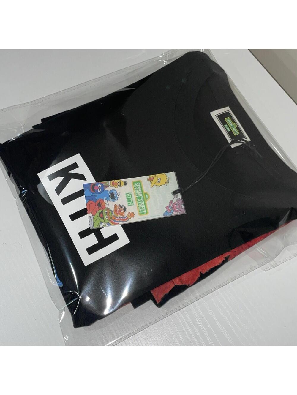 Kith for Sesame Street Elmo Tee T-Shirt Size XS Brand New With Tags - Picture 8 of 10